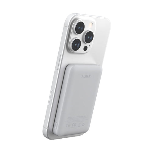 Aukey PB-MS03 MagFusion Slim 5000mAh Magnetic Wireless Charging Power Bank (Frost Mirror White)