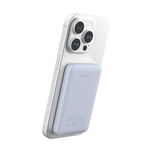 Aukey PB-MS03 MagFusion Slim 5000mAh Magnetic Wireless Charging Power Bank (Sky Blue)