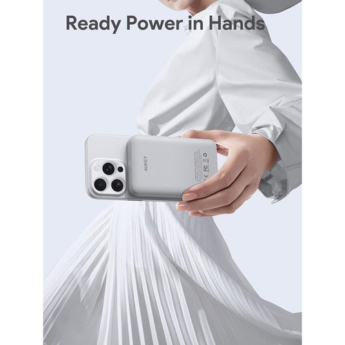 Aukey PB-MS04 Magfusion Slim 10K Magnetic Wireless Power Bank (White)