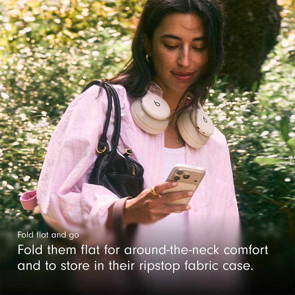Beats 360 Over-Ear Headphones Cloud with Cloud Knit Cushions