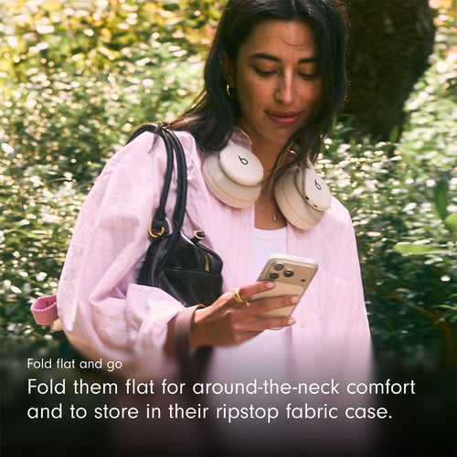 Beats 360 Over-Ear Headphones Cloud with Cloud Knit Cushions