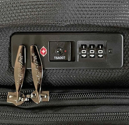 Hush Puppies HP69-3145-2-BK 24 Expandable w TSA Lock Black