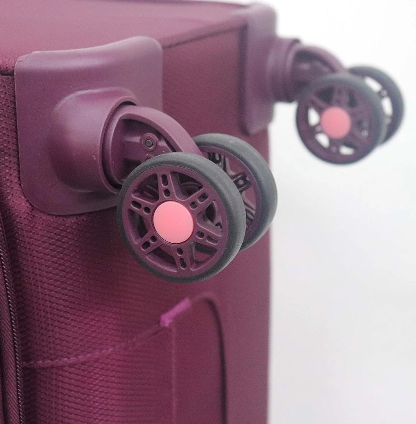 Hush Puppies HP69-3145-2-VL 19 Expandable w TSA Lock Violet