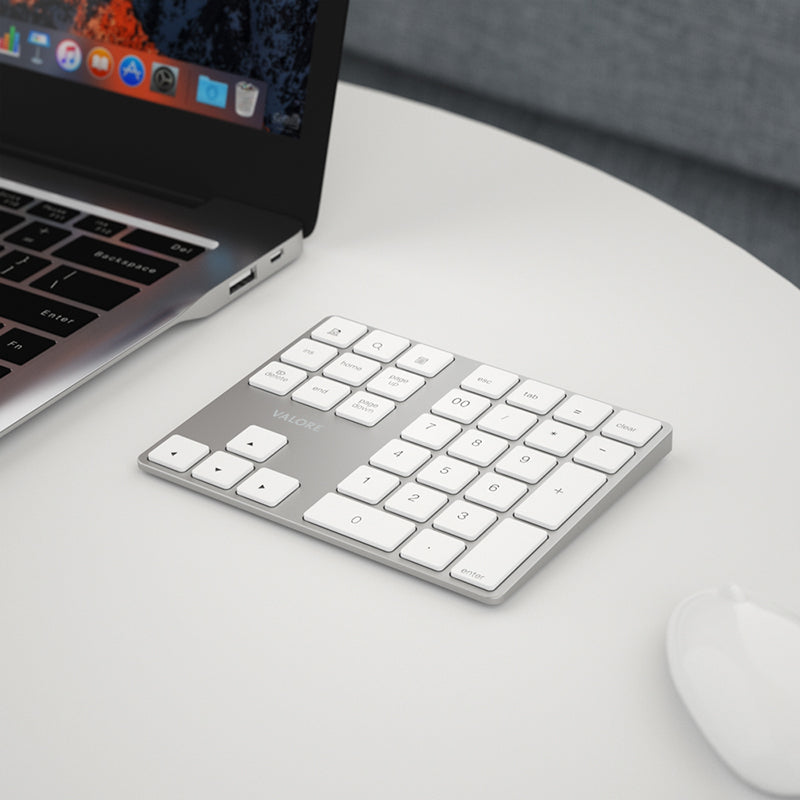 Valore 3-in-1 Wireless Numeric Keypad (AC182) - Silver