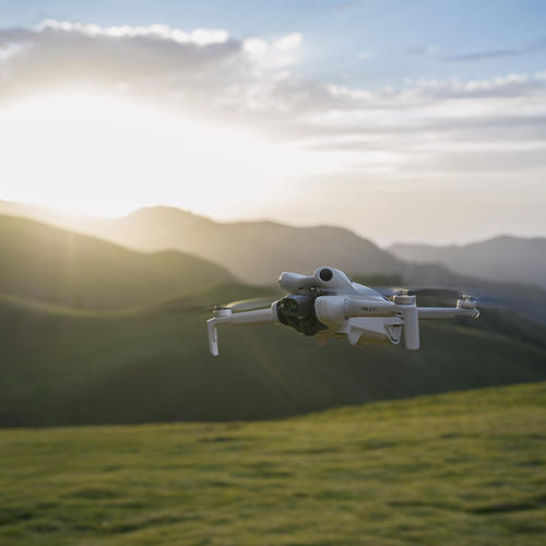 DJI Mini 4 Pro Fly More Combo (DJI RC 2)