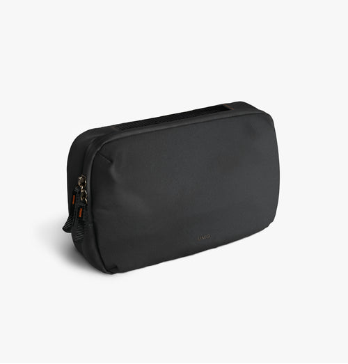 Uniq Denver Tech Kit Pouch  2.5L Black