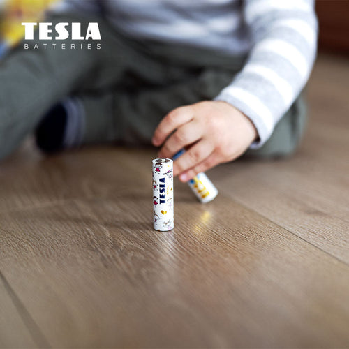 Tesla GIRL-LR06-4B AA Toys+ Alkaline Girl (4 Pcs)