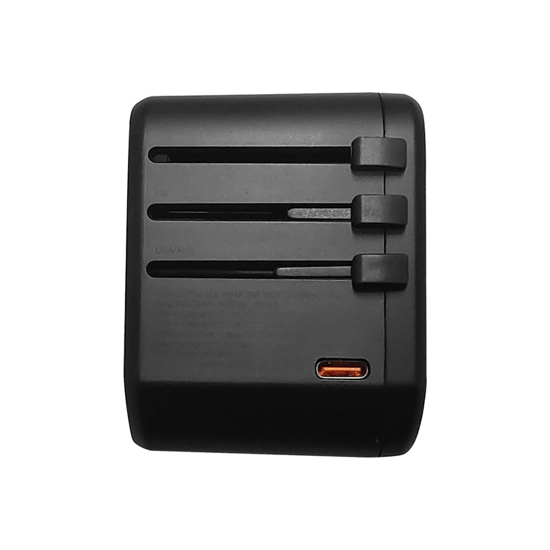 SoundTeoh TA-620 Travel Adaptor with USB-A + USB-C Quick Charger