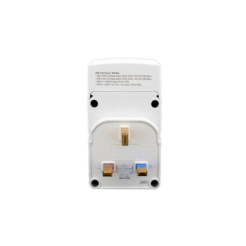 SoundTeoh PP-19SU Multiway Adaptor With Power Indicator Light