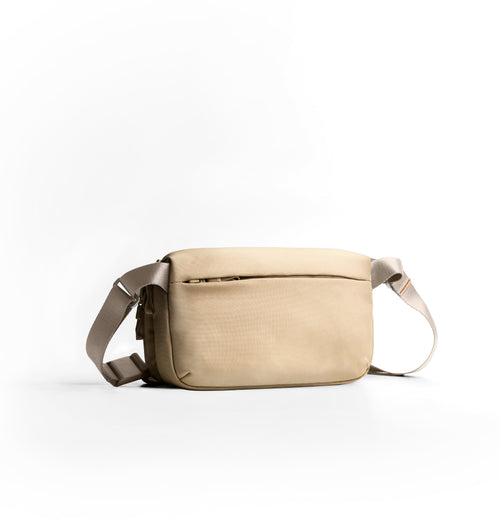Uniq Denver Canvas Crossbody Bag 5L Khaki