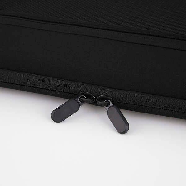 Elecom BM-IBPTNP15BK 15.6 Zipper Black Neoprene Laptop Case