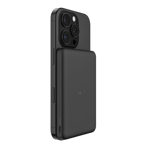 Belkin BPD010fqBK BoostCharge Slim Magnetic Power Bank 5K - Black