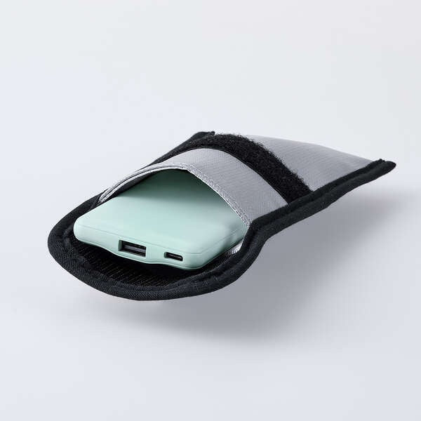 Elecom BMA-MBP01LGY Fire-Resistant Gadget Pouch Large