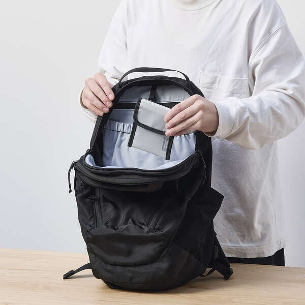 Elecom BMA-MBP01LGY Fire-Resistant Gadget Pouch Large