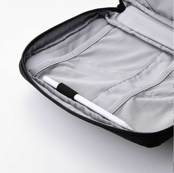 Elecom ZSB-BB01PMBK Bag-in-Bag ZeroShock Polyester M Size Black