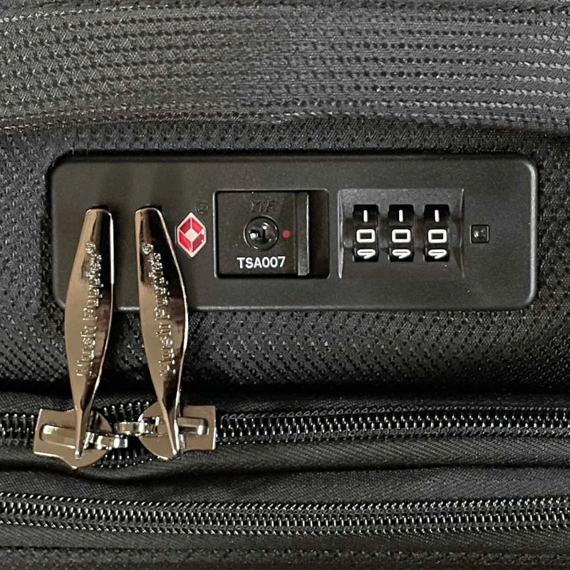 Hush Puppies HP69-3145-2-BK 28 Expandable w TSA Lock Black