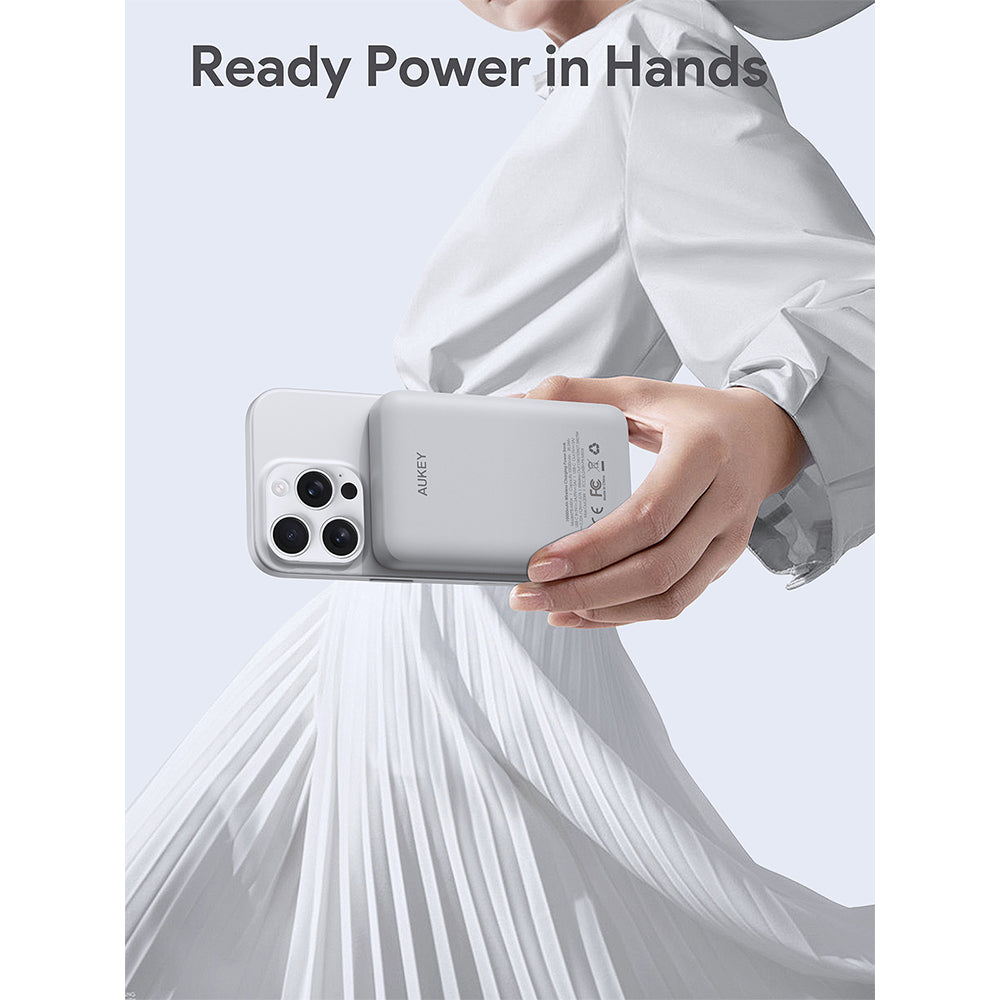 Aukey PB-MS04 MagFusion Slim 10000mAh Magnetic Wireless Charging Power Bank (CCC-Certified) - Frost White