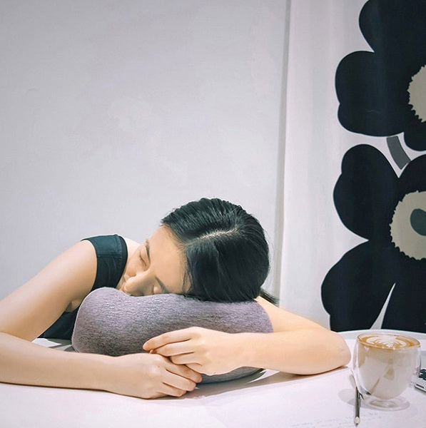 OTO ST-008 Wireless Rechargeable Travel Neck Soother Massager Black