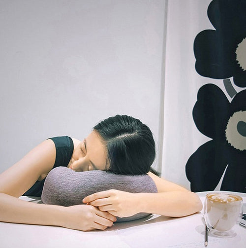 OTO ST-008 Wireless Rechargeable Travel Neck Soother Massager Black