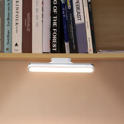 Baseus DGXC-02 Magnetic Stepless Dimming Desk Lamp (White)