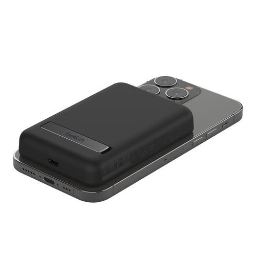 Belkin BPD004btBK BoostCharge Magnetic Wireless Power Bank 5K + Stand (Black)