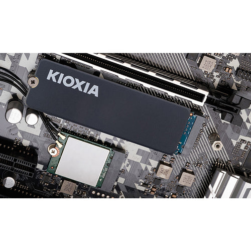Kioxia Exceria 2TB NVMe SSD with Heatsink