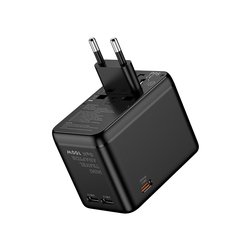 Valore 3-Way Adaptor with 3C 12W USB (UTA-025)